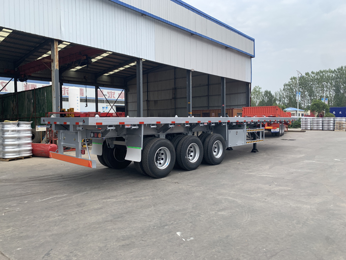 Lock flatbed semi-trailer